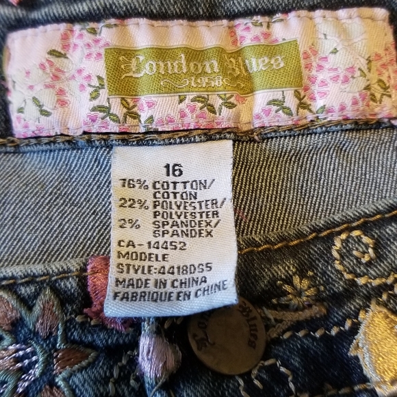 Low rise flared jeans - Picture 3 of 4